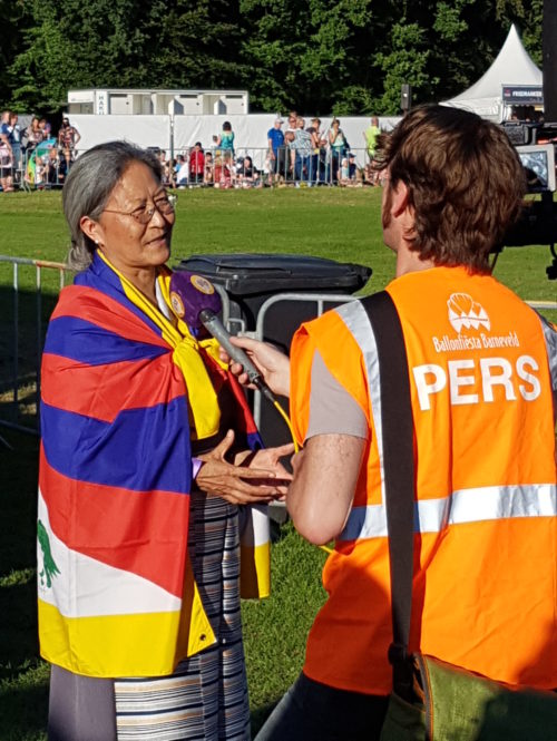 Tibetballon in Barneveld Tibetballon Tashi Gyaltsen voor het eerst in Nederland