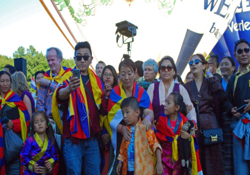 Tibetballon in Barneveld Tibetballon Tashi Gyaltsen voor het eerst in Nederland