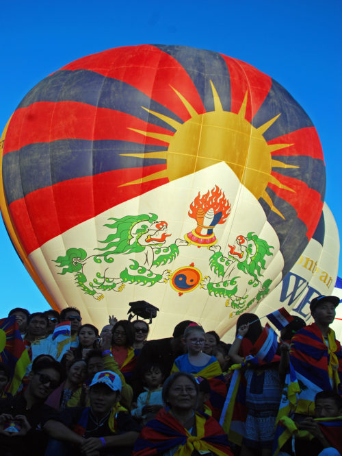 Tibetballon in Barneveld Tibetballon Tashi Gyaltsen voor het eerst in Nederland