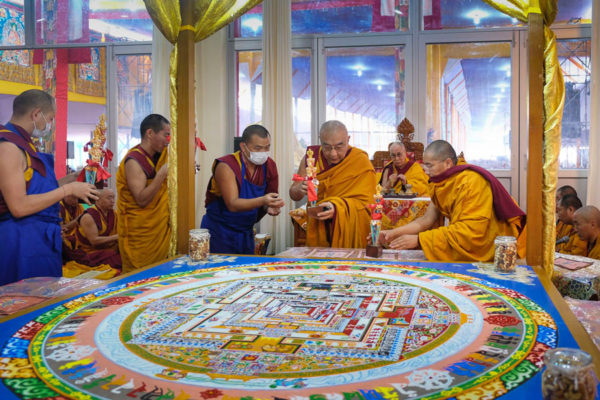 Dalai Lama bij voorbereidingen van Kalachakra 2017