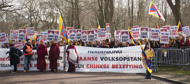 Den Haag Indrukwekkende vredesmars in Den Haag.