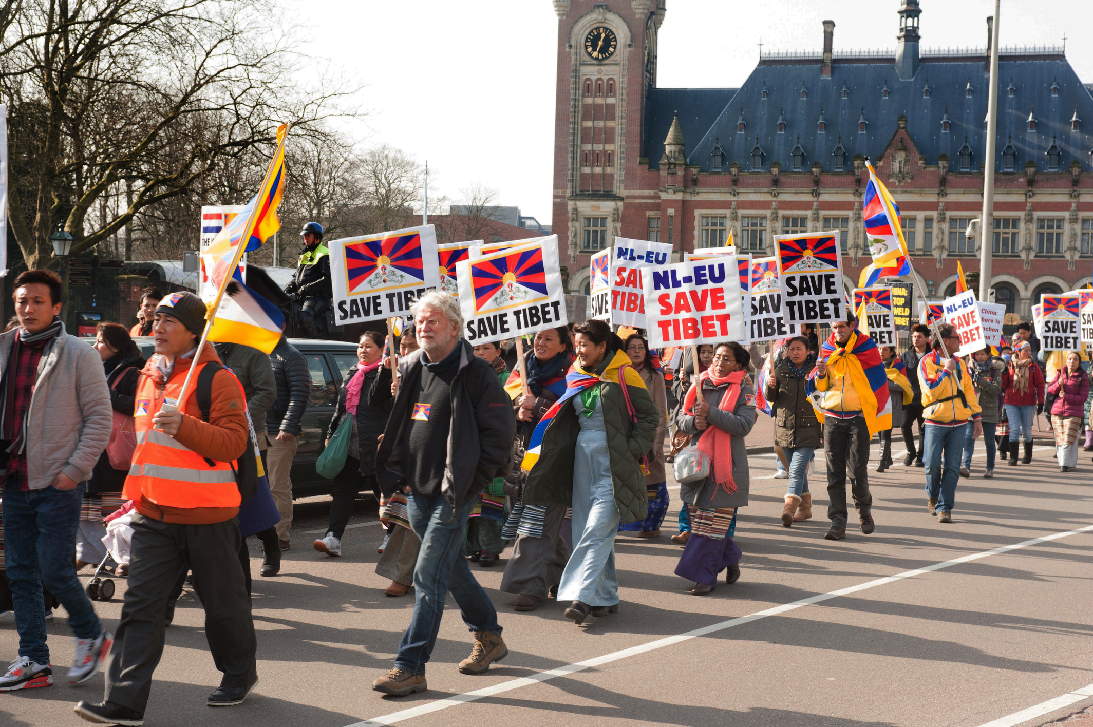 Den Haag Indrukwekkende vredesmars in Den Haag.