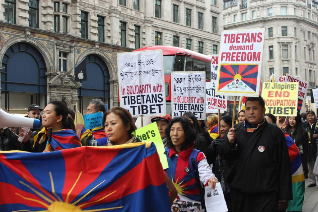 Londen In de straten van London. (Photo by UK Tibet Society)