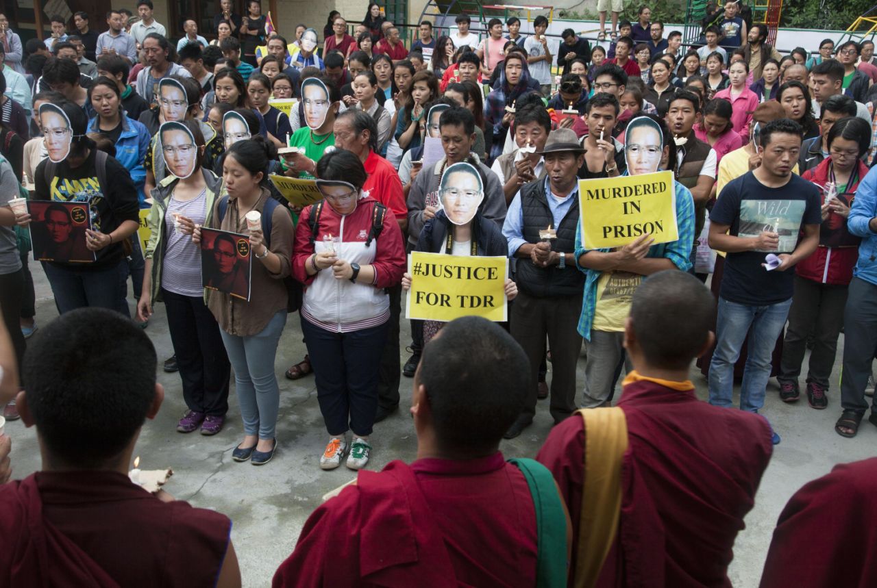 Tenzin Delek Rinpoche: 1 jaar later