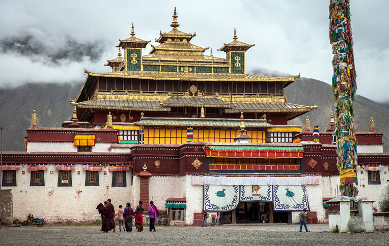 Tibetan monasteries face tighter control under new religious financial ...